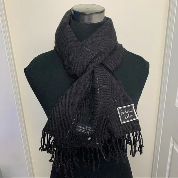 Federico Zelko 100% Minimalist Fringe Hem Scarf - Picture 1 of 8